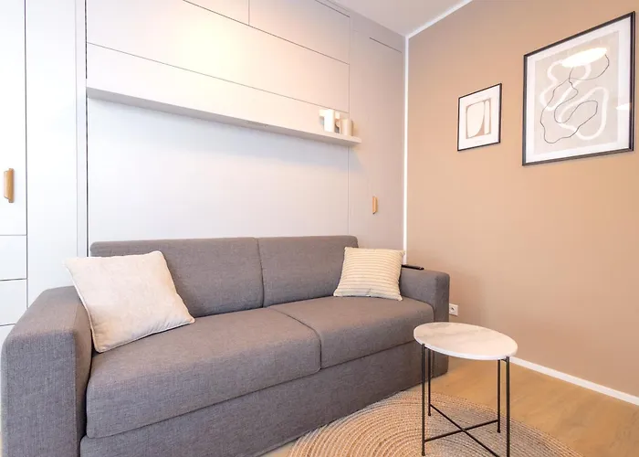 Appartamento Bright 2br - 7th Floor, Balcony, Free Parking By Gravity