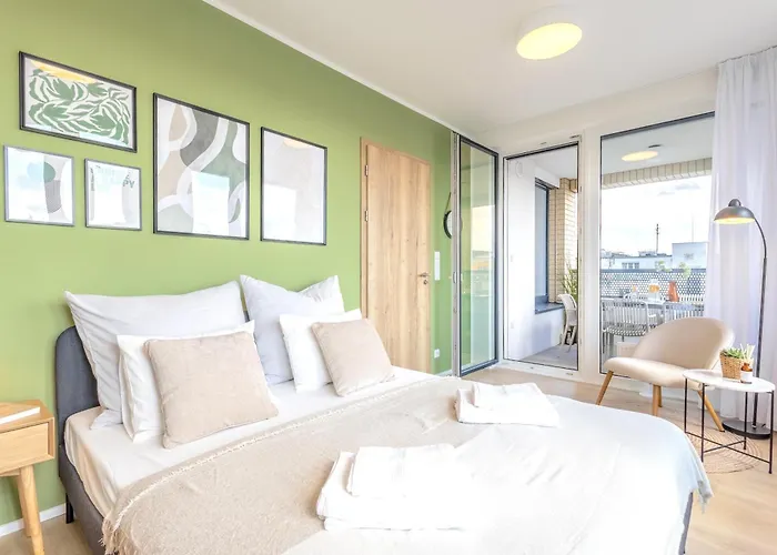 Bright 2br - 7th Floor, Balcony, Free Parking By Gravity Appartamento *