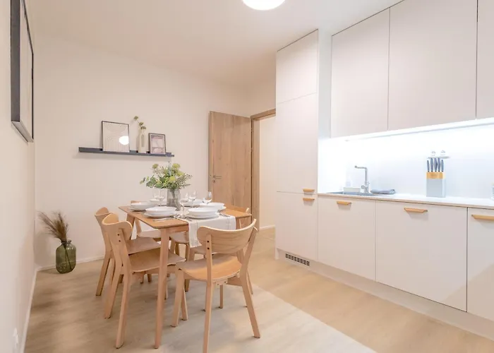 Appartamento Bright 2br - 7th Floor, Balcony, Free Parking By Gravity