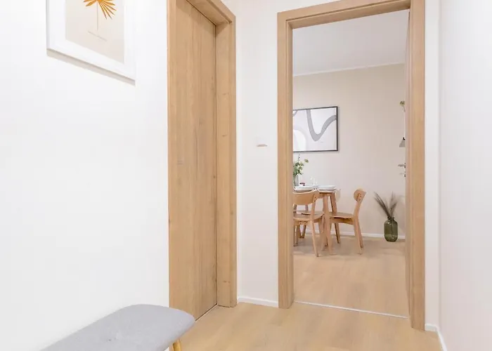 Appartamento Bright 2br - 7th Floor, Balcony, Free Parking By Gravity Praga