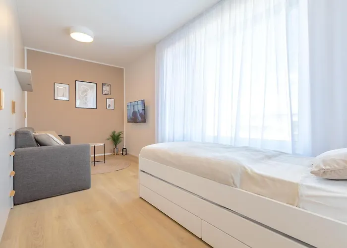 Appartamento Bright 2br - 7th Floor, Balcony, Free Parking By Gravity *